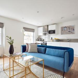 Plum Guide - Louis the Pop