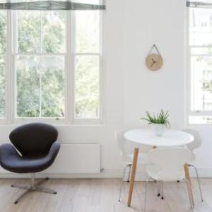 Plum Guide - Provista