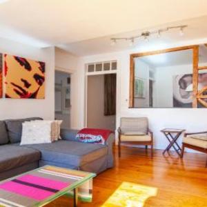 Plum Guide - Read All About It