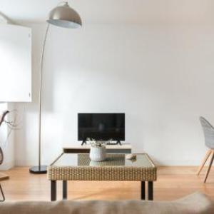 Plum Guide - Sandcastle Assembly