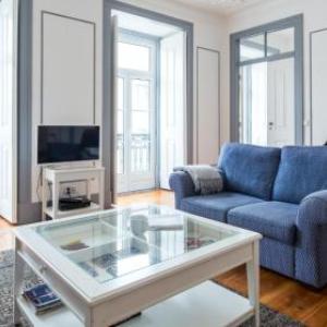 Plum Guide - Tide Watcher