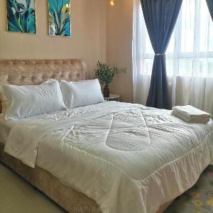 Nafira Homestay Pantai Batu Buruk (Tengah Bandar)