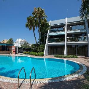 Sunny DeLuxe apartment in Aparthotel