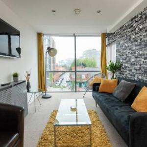 Trendy 2BD Chapel St Flat by GuestReady