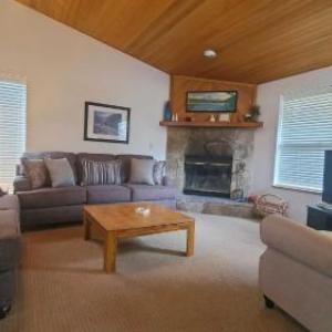 Fairway Village 32
