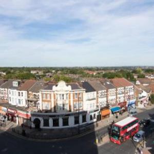 Finchley Modern Apartment - 1 bedroom with Balcony