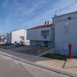 Apartments with a parking space Mali Losinj (Losinj) - 15400