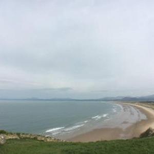 Nyth Y Wiwer Spacious and Peaceful Bungalow Near Harlech