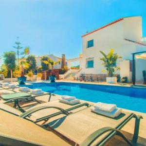 Villa Ladera by Abahana Villas