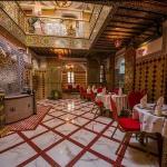 PALAIS LARAICHI Riad la porte bleue suites Fes