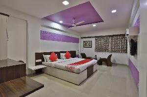 OYO 14235 Hotel Ostria, Surat