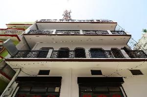 OYO 13686 Rudraksh hotel, Ramnagar