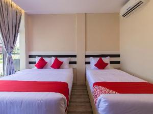 OYO 1145 Lea Guest House & Cafe, Port Dickson