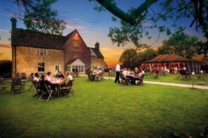 The Old Lodge, Stroud