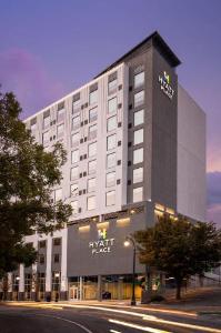 Hyatt Place Atlanta Centennial Park hotel near Georgia World Congress Center