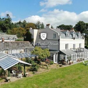 Launceston Town Hall Hotels - Great Trethew Manor Hotel & Restaurant