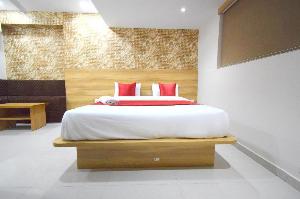 hotel restandride, Nadiad