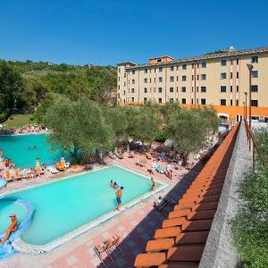 Hotels near PalaSele Eboli - Albergo Terme Forlenza