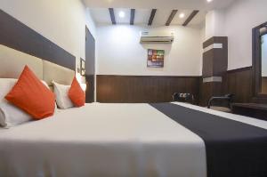 CAPITAL O74375 Hotel Grand Plaza, Saharanpur
