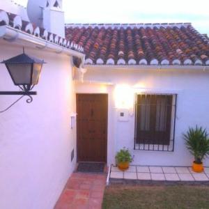 1 Bed Traditional Holiday Rental Cottage Oasis Capistrano Nerja Spain