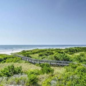 Oceanfront Brigantine Studio Condo with Balcony!