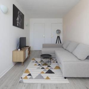 Large bright apt in a quiet area in LYON