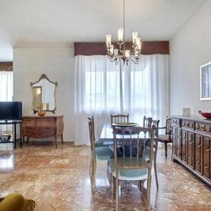 Frati Bigi With Two Bedrooms And Parking