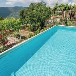 Four-Bedroom Holiday Home in Herceg Novi