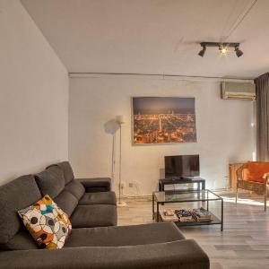 Huge 3BR in PobleSec close to Las Ramblas