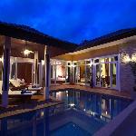 Rawai Private Villas - Pools and Garden