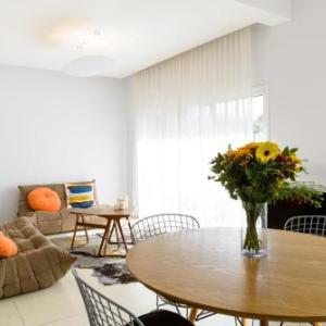 Relax & Sunny Near Beach By Feelhome