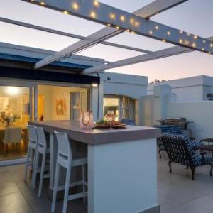 Beachfront Apartments Shakas Rock - Skiathos Pool Ocean Views
