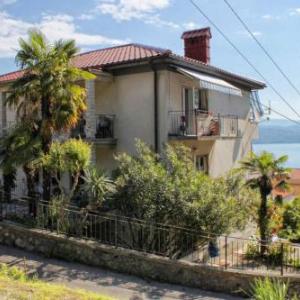 Apartments with a parking space Opatija - 7902