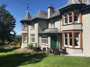Woodcroft House, Perth