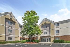 Candlewood Suites Huntersville-Lake Norman Area, an IHG Hotel, Huntersville