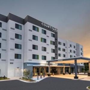 Courtyard by Marriott Tampa Northwest/Veterans Expressway