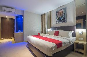 RedDoorz Premium near Grand Batam Mall, Batam