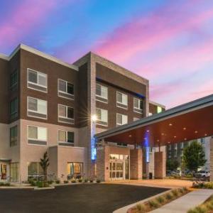 Holiday Inn Express And Suites Suisun City Napa Valley Area