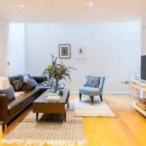 Plum Guide - Welsh Meritas