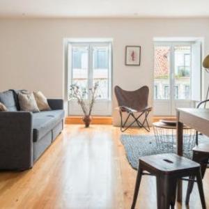 Plum Guide - Woodland Assembly