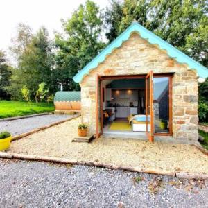 Charming 1-Bed Cottage with Hot Tub & Sauna