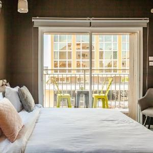 Dream Beach TLV Boutique Hotel