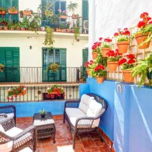 Charming Patio Amazing Location by Hello Apartments Sitges