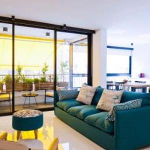 Elegant 2Br & Veranda Close To Beach By Feelhome