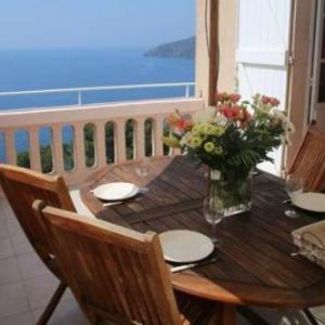 Appartement T3 75m² 2 terrasses avec accès direct aux calanques WIFI parking privatif - FR-1-100-147