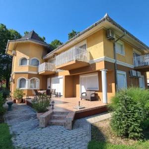 Villa Letícia Siófok