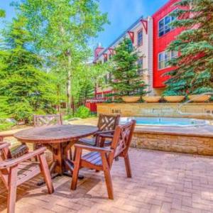 River Run Village 1 Bedroom Condo at Silver Mill Walk to Lift