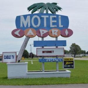Capri Motel By OYO Elwood Wathena