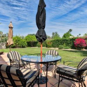 3 Bedroom - Yard Grass Pets North Scottsdale - Desert Oasis