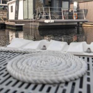 Houseboat-Oostende